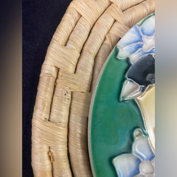 Hanging Goldfinch Bird Floral Tile Art Trivet on Rattan Vibrant Colors - Picture 6 of 6